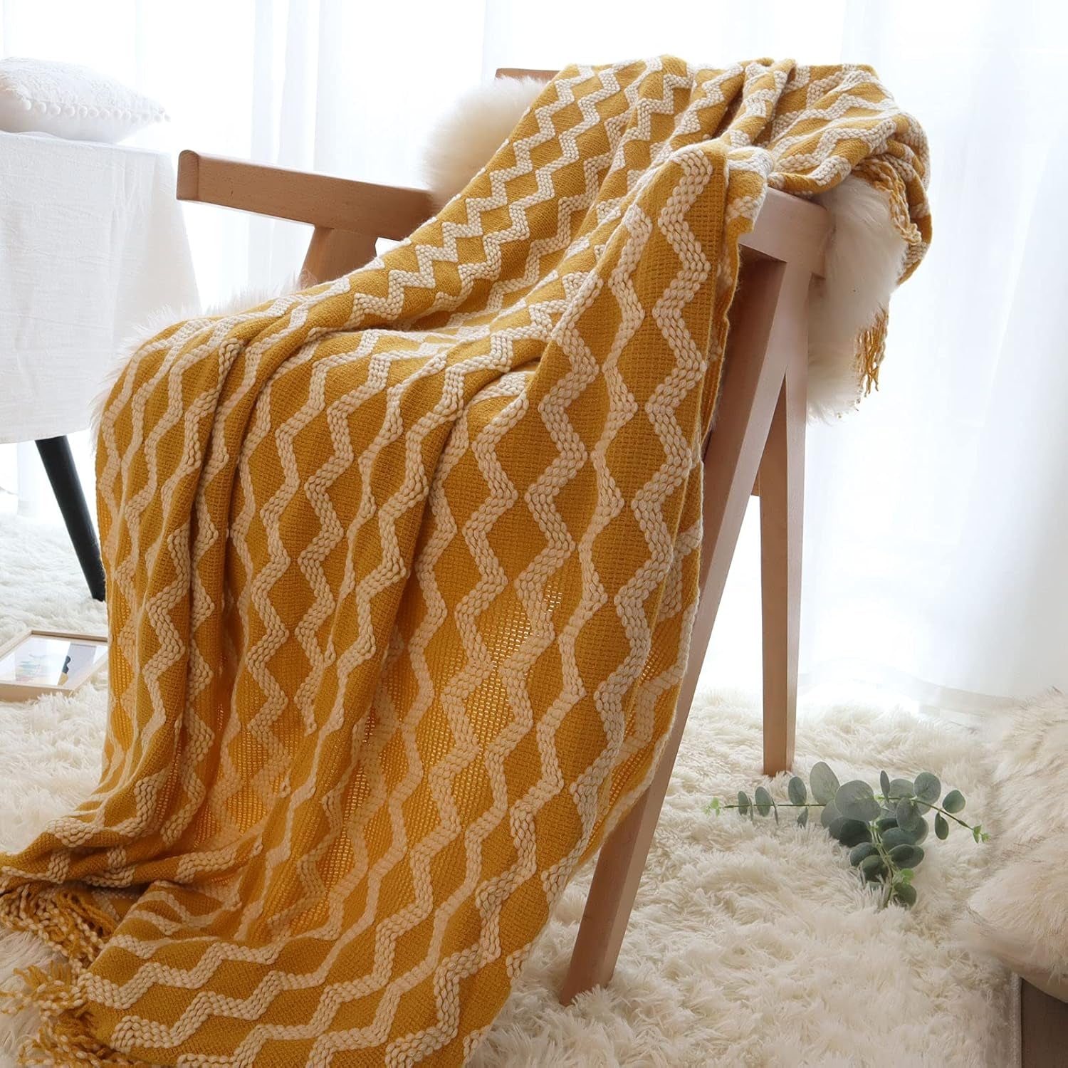 CHICHIC Throw Blanket for Couch, Decorative Knit Woven Knitted Throw Blankets for Sofa Bed Living Room Travel, 50 X 68 Inches, Yellow